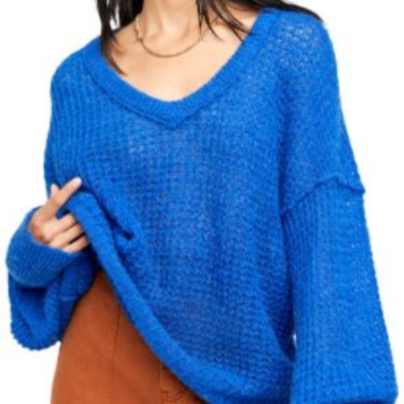 Free People Sweaters - FREE PEOPLE Lulu Oversized Sweater